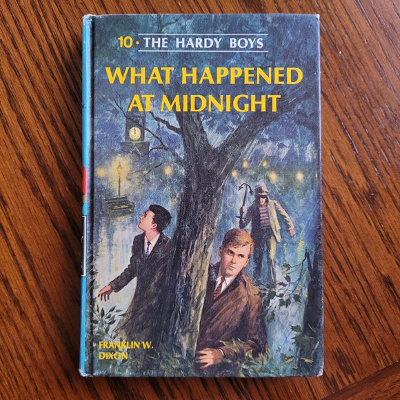 Hardy Boys. What Happened at Midnight. The Mark on the Door. Vintage books. - Picture 2 of 3